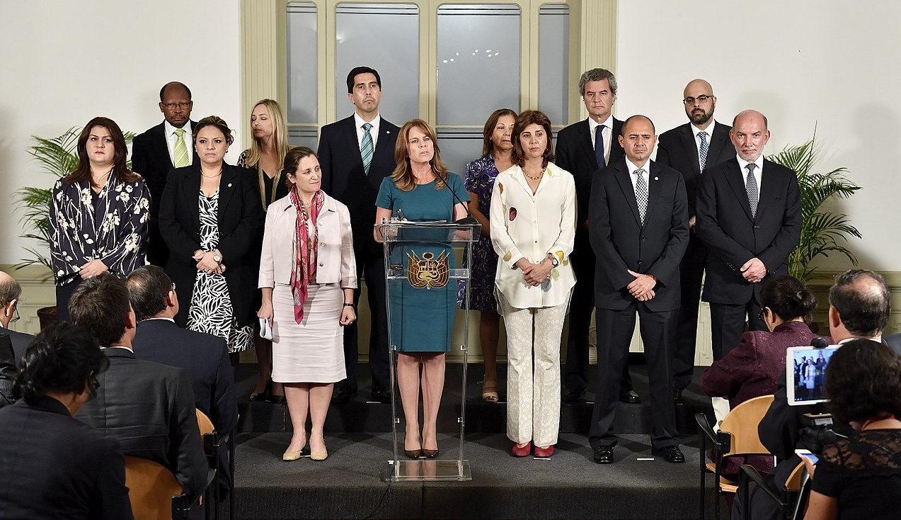 Foreign Affairs Minister Chrystia Freeland stands with representatives of the Lima Group, February 2018. Photo: Ministerio de Relaciones Exteriores del Perú/Wikimedia Commons