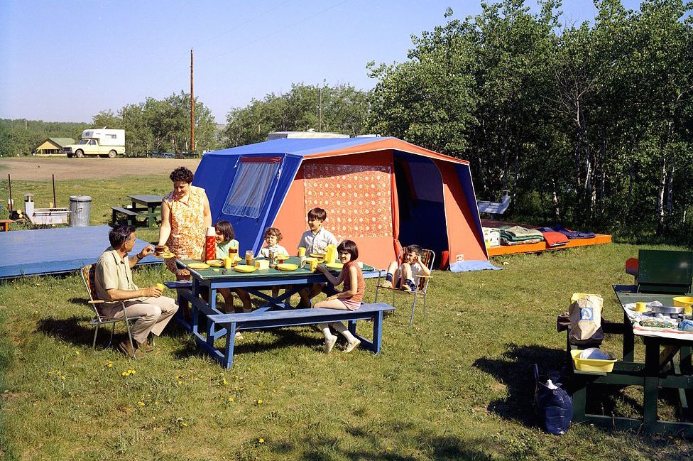 Campground in Vermilion, Alberta. Photo: Provincial Archives of Alberta/Wikimedia Commons