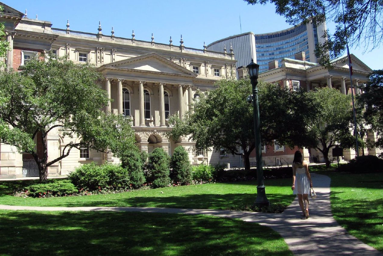 Osgoode Hall in downtown Toronto which houses the headquarters of the Law Society of Ontario. Photo: Oliver Mallich/Flickr