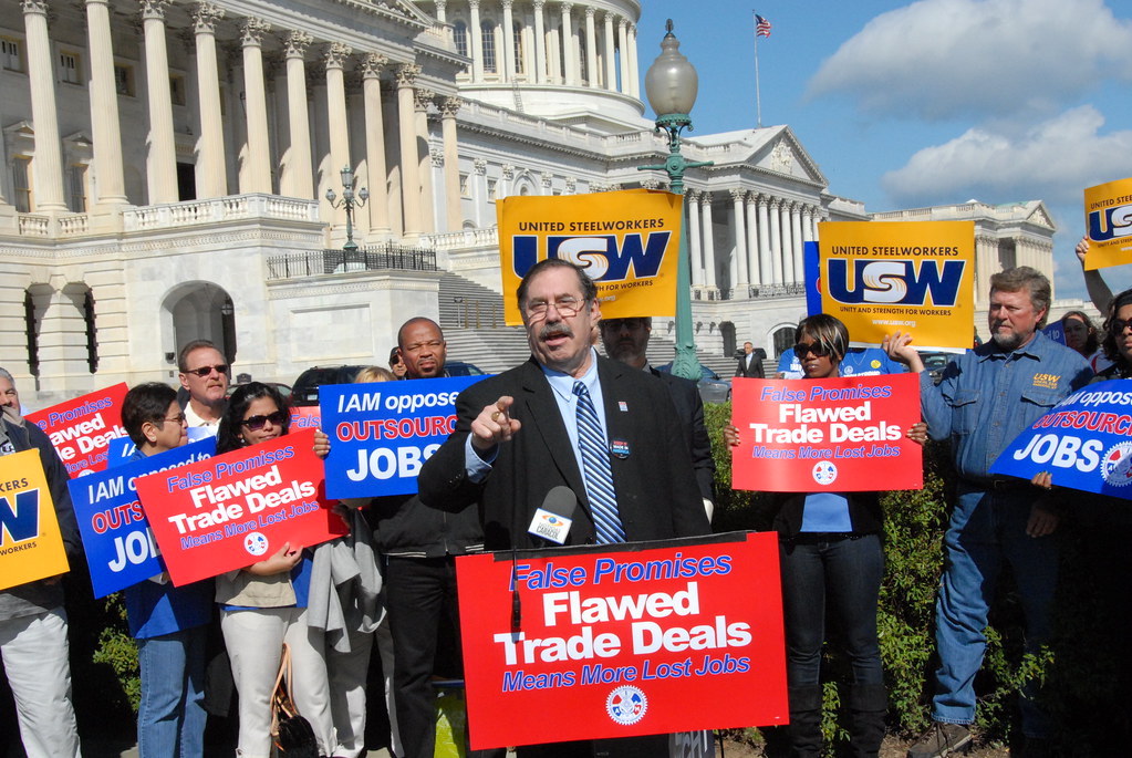 Leo Gerard speaks at a Capitol Hill trade deal protest in 2010. Photo: AFL-CIO America's Unions/Flickr