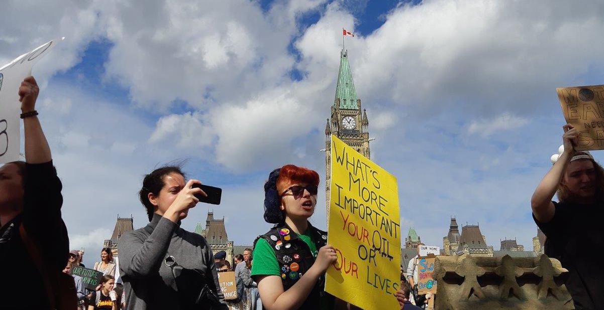 Climate strikers on Parliament Hill in Ottawa. Image: Dennis Gruending