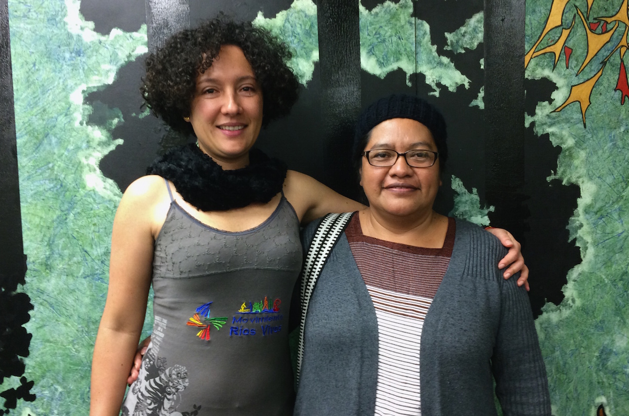 Isabel Zuleta of Movimiento Ríos Vivos Antioquia in Colombia and Natalia Atz Sunuc of the Guatemalan association Kaji' Ajpop. Image: KAIROS