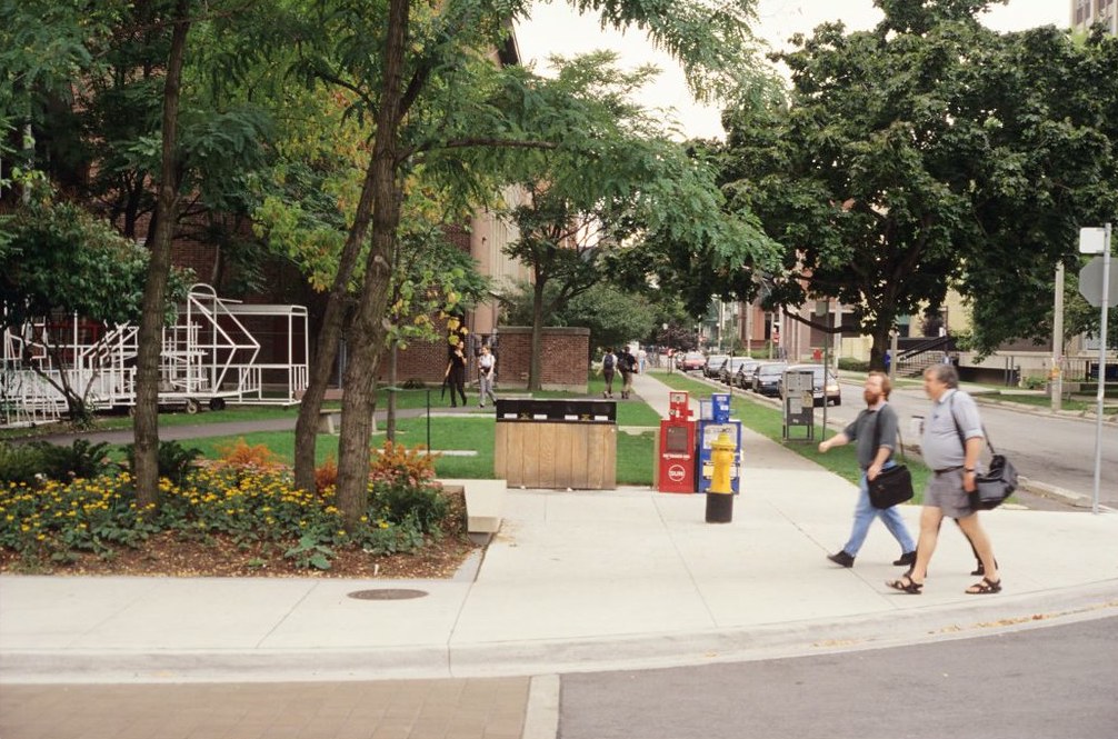 The corner of Russell and St. George streets in Toronto, near the former location of Praxis's office. Image: City of Toronto Archives/Flickr