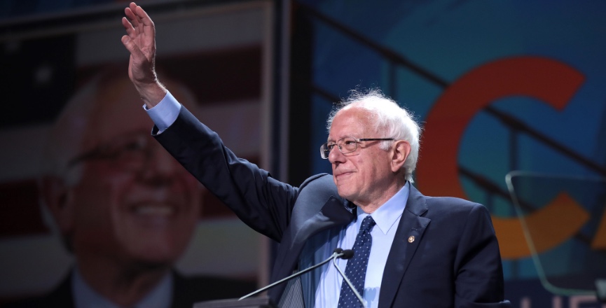 U.S. Senator Bernie Sanders speaking at the 2019 California Democratic Party State Convention. Image: Gage Skidmore/Flickr