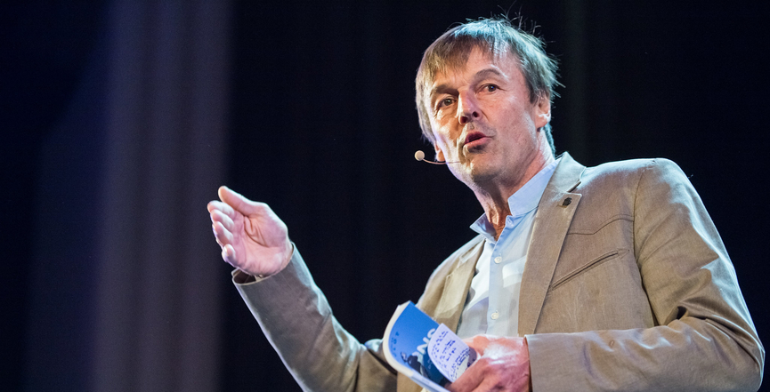 French environmental activist Nicolas Hulot gives a speech in 2015. Image: Fondation Nicolas Hulot pour la Nature et l'Homme/ Flickr