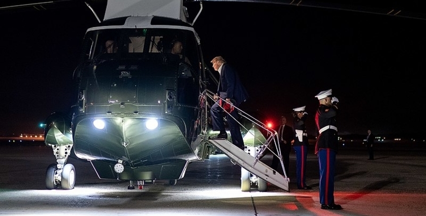 U.S. President Donald Trump boards Marine One headed for a campaign rally in Tulsa. Image: Wikimedia Commons