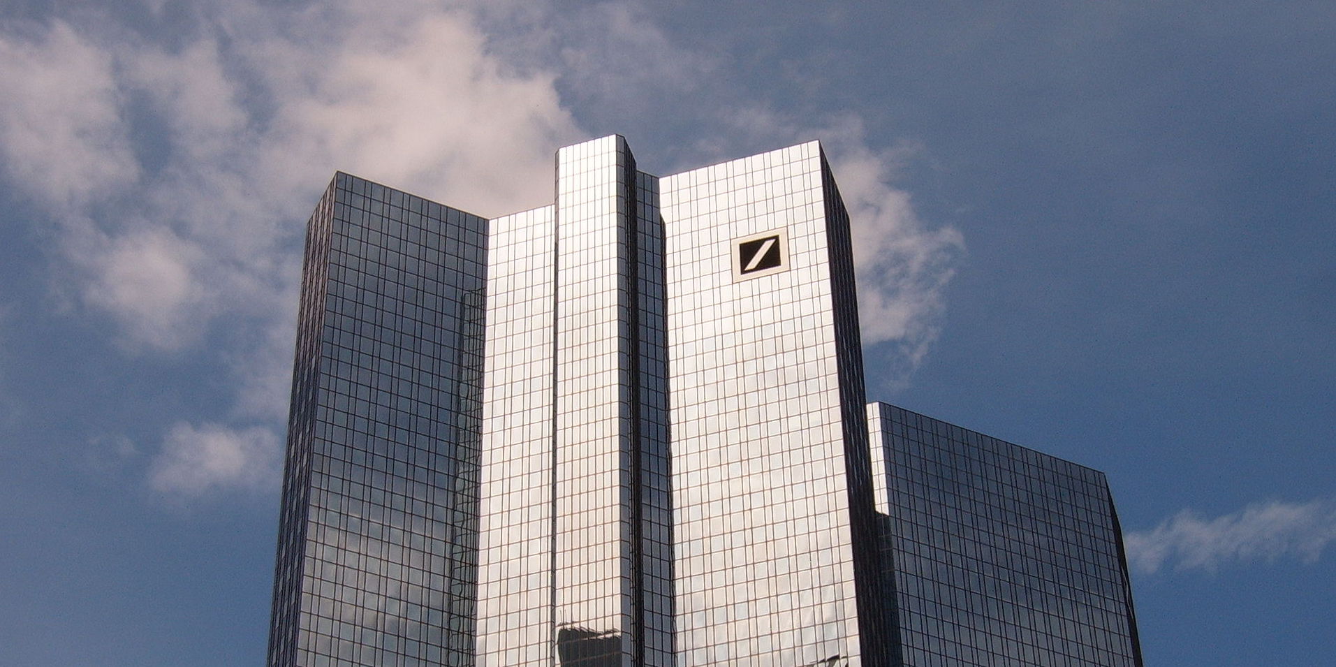 Deutsche Bank AG headquarters in Frankfurt. Image: Thomas Wolf/foto-tw.de/Creative Commons