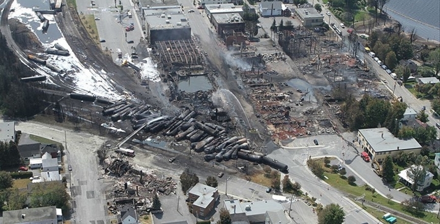 Photo depicting the destruction caused by the 2013 Lac-Mégantic rail disaster. Image: National Transportation Safety Board/Wikimedia Commons