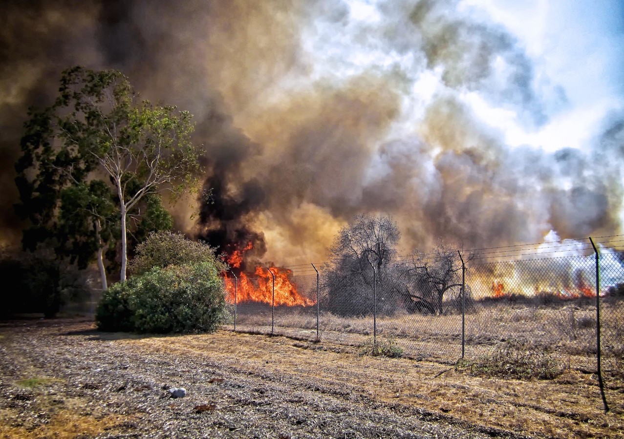 Wildfire in California. Image credit: Russ Allison Loar/Flickr