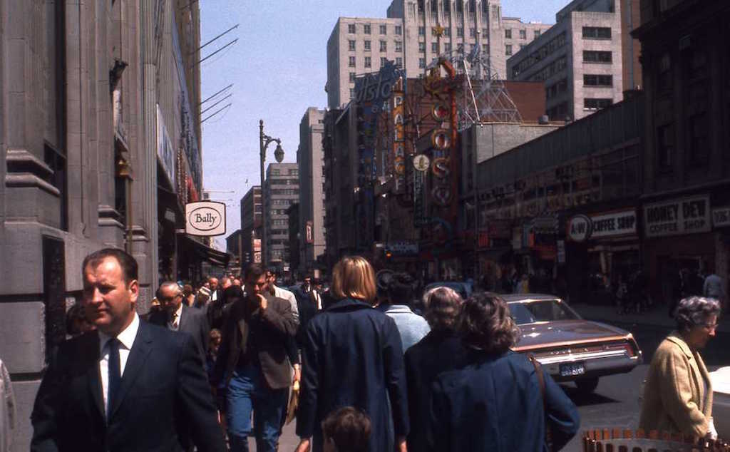 Sainte-Catherine Street, downtown Montreal,1968. Image credit: Archives de la Ville de Montréal/Flickr