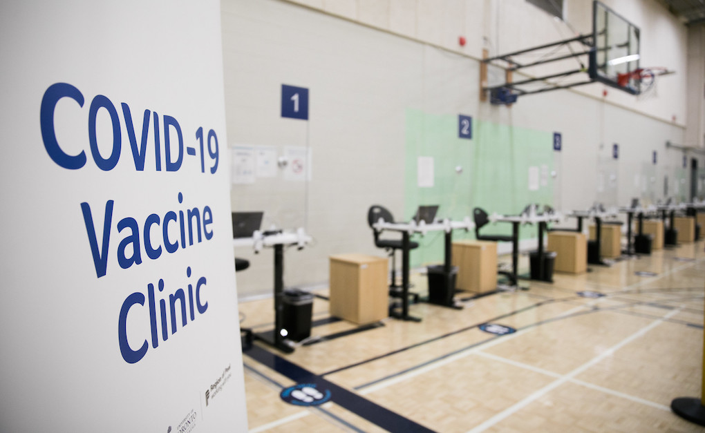 Trillium Health Partners vaccination clinic in Peel, University of Toronto Mississauga Campus. Image credit: Premier of Ontario Photography/Flickr