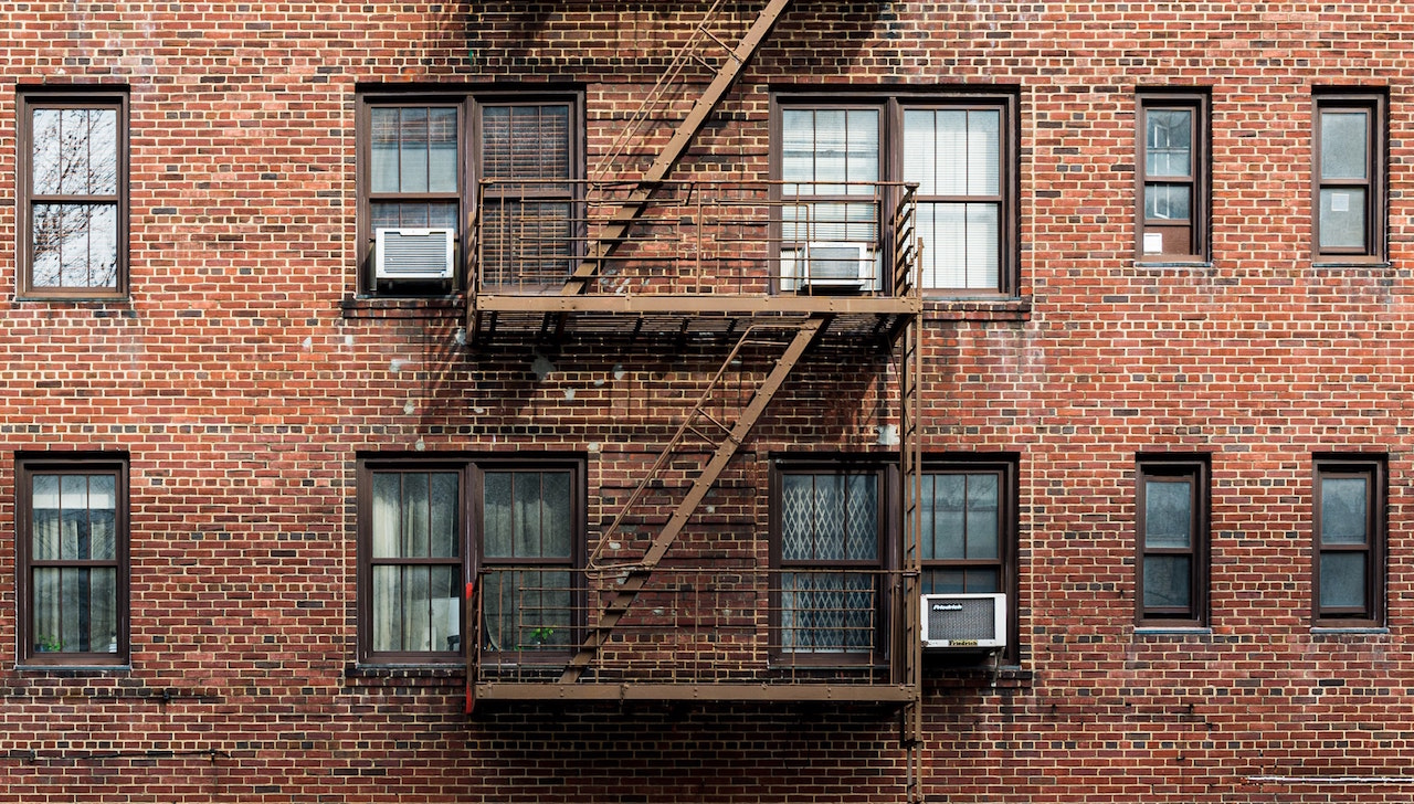 Apartment building. Image credit: Artem Zhukov/Unsplash