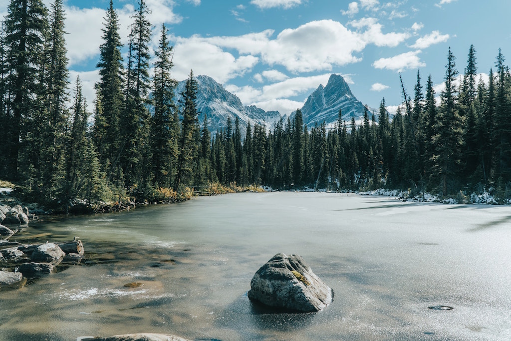 Lake view in Jasper National Park. Image credit: Pavel Brodsky/Unsplash