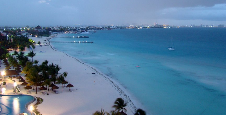 Cancun: a destination prize offered to participants in Alberta's vaccine lottery. Image credit: Jorge Nava/Flickr.