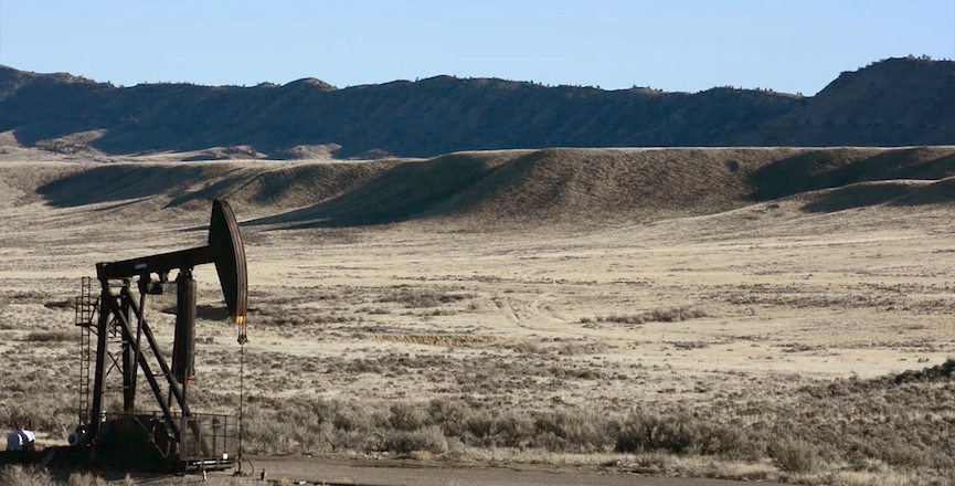 An oil well. Image: BLM Wyoming/Bureau of Land Management/Flickr