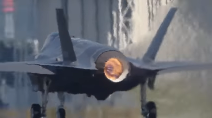 Video still of an F-35 afterburner take-off. Image: Aviation Buzzword/YouTube