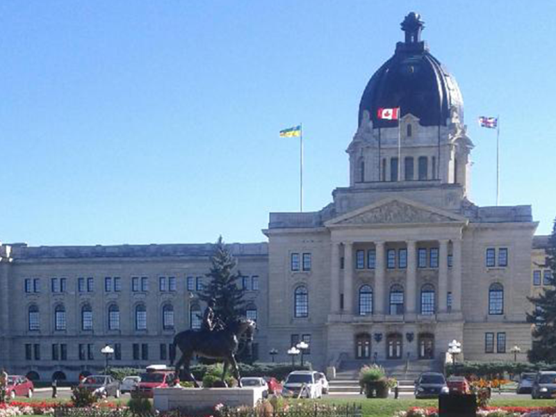 Photo of Saskatchewan legislature building