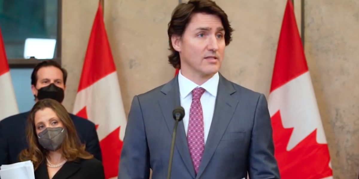 Photo of Prime Minister Justin Trudeau announcing the use of the Emergencies Act