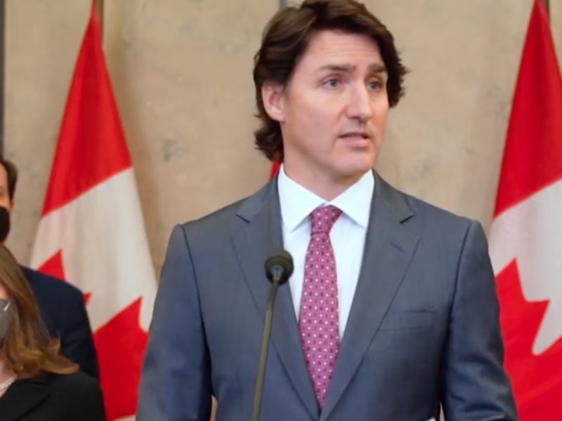 Photo of Prime Minister Justin Trudeau announcing the use of the Emergencies Act