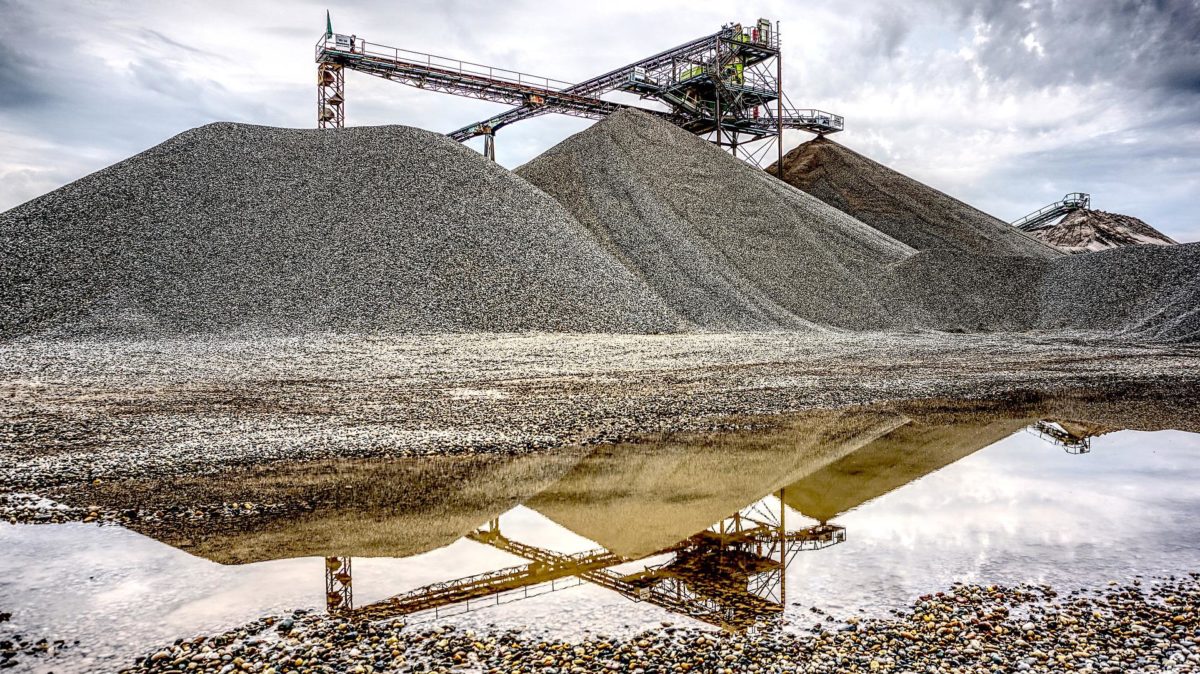 A photo of a gravel mine, like the one that DAMN is campaigning against.