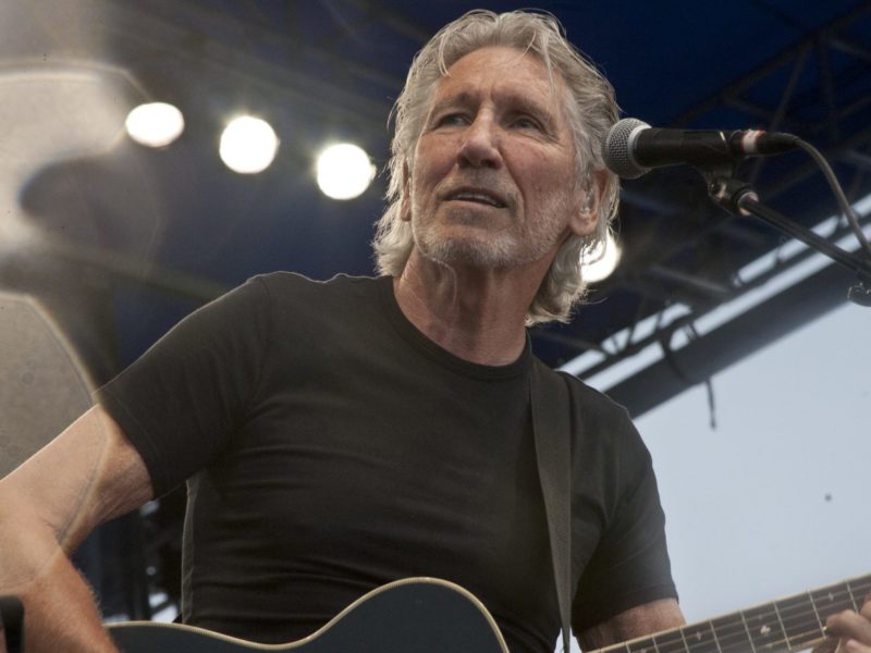 A photo of Roger Waters in Newport, CT.