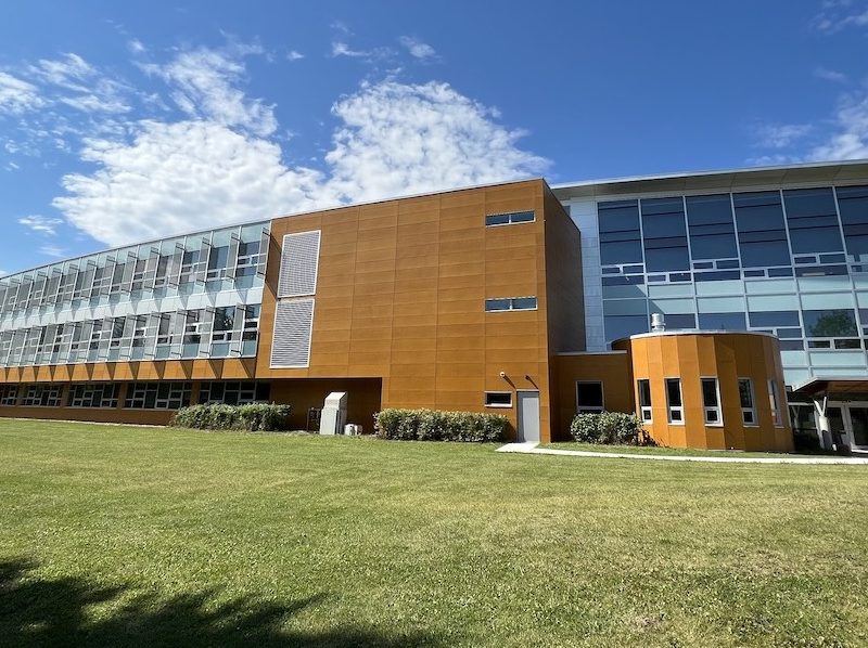 A photo of Athabasca University’s mostly empty faculty office building in the town of Athabasca.