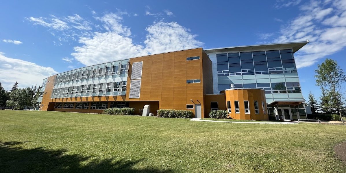 A photo of Athabasca University’s mostly empty faculty office building in the town of Athabasca.