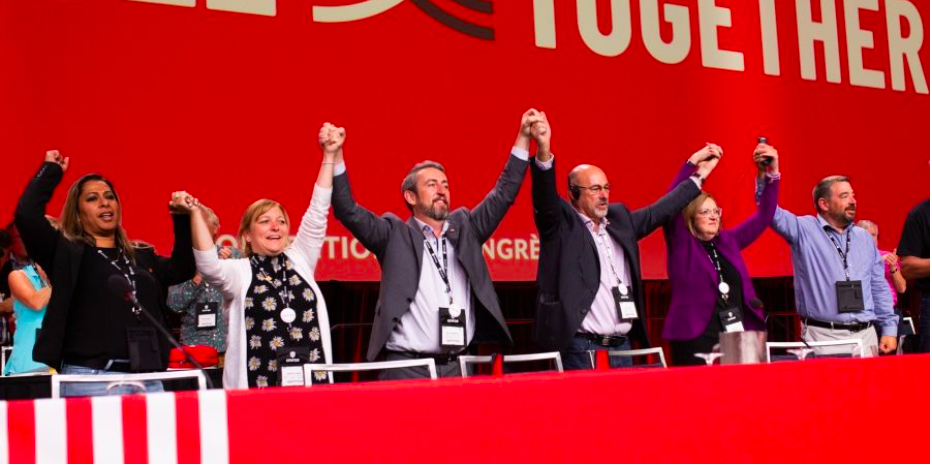 Lana Payne, pictured second from the right, at the Unifor consitiutional convention.