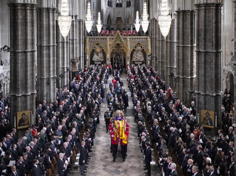 A photo of Queen Elizabeth's funeral procession.