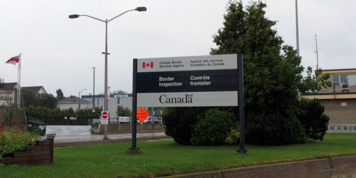 A photo of a CBSA inspection point.