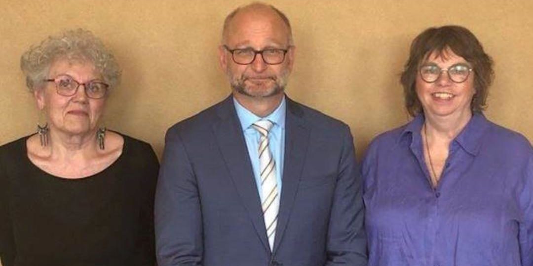 A photo of Jeanne Sarson, David Lametti and Linda MacDonald meeting to discuss NST in 2019.