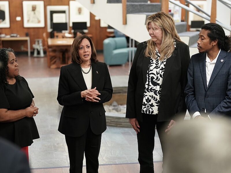 An image showing The Tennessee Three (right) pictured with Vice President Kamala Harris (centre).