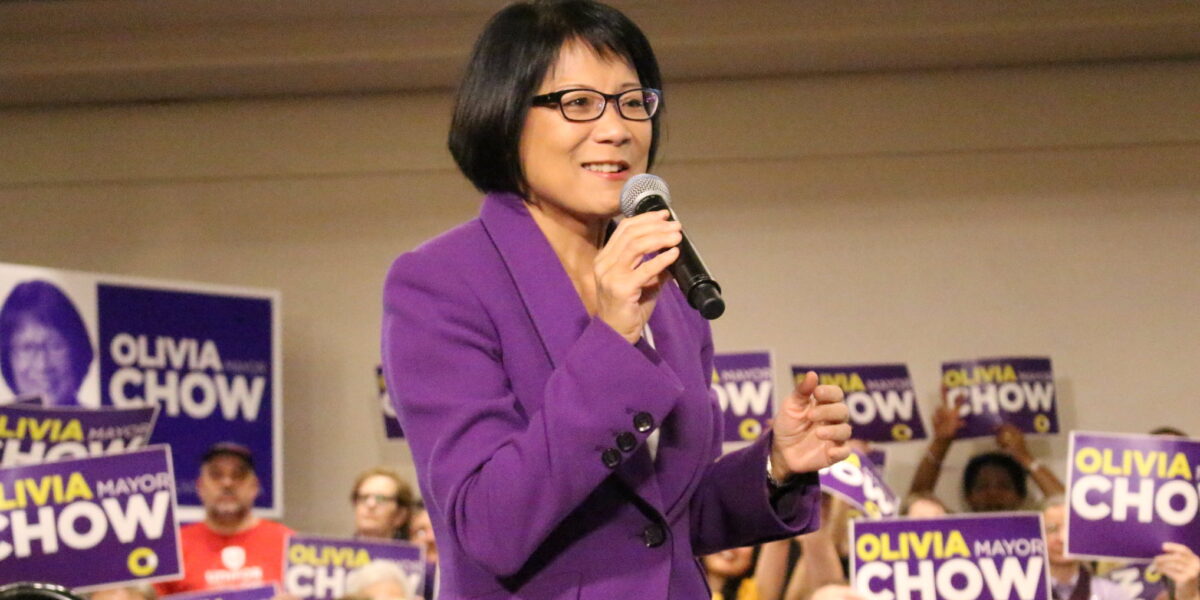 Olivia Chow speaks to a crowd during the Toronto mayoral election in 2014.