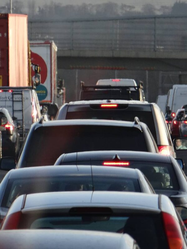 Tariffs or no tariffs, Torontonians are still stuck in traffic