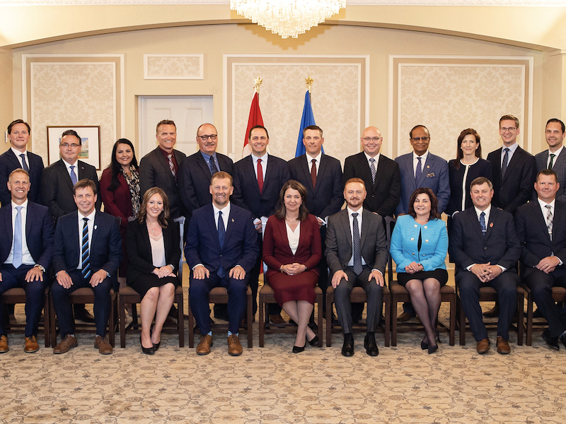 Alberta Premier Danielle Smith and her cabinet of mostly men.