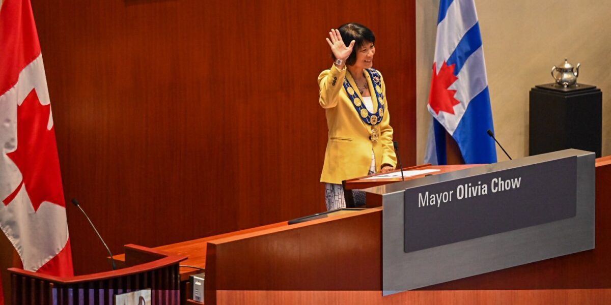 Olivia Chow being sworn in as Mayor of Toronto.