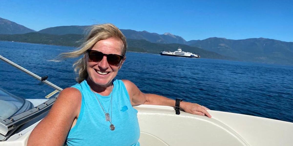 Alberta Opposition Leader and former premier Rachel Notley relaxing on a lake in BC. earlier this week.