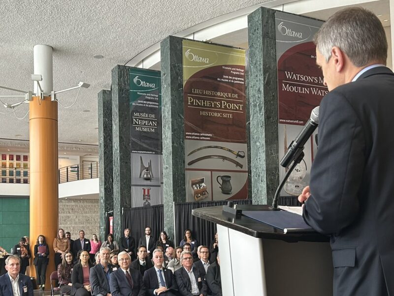 Ottawa mayor Mark Sutcliffe addressing an audience.