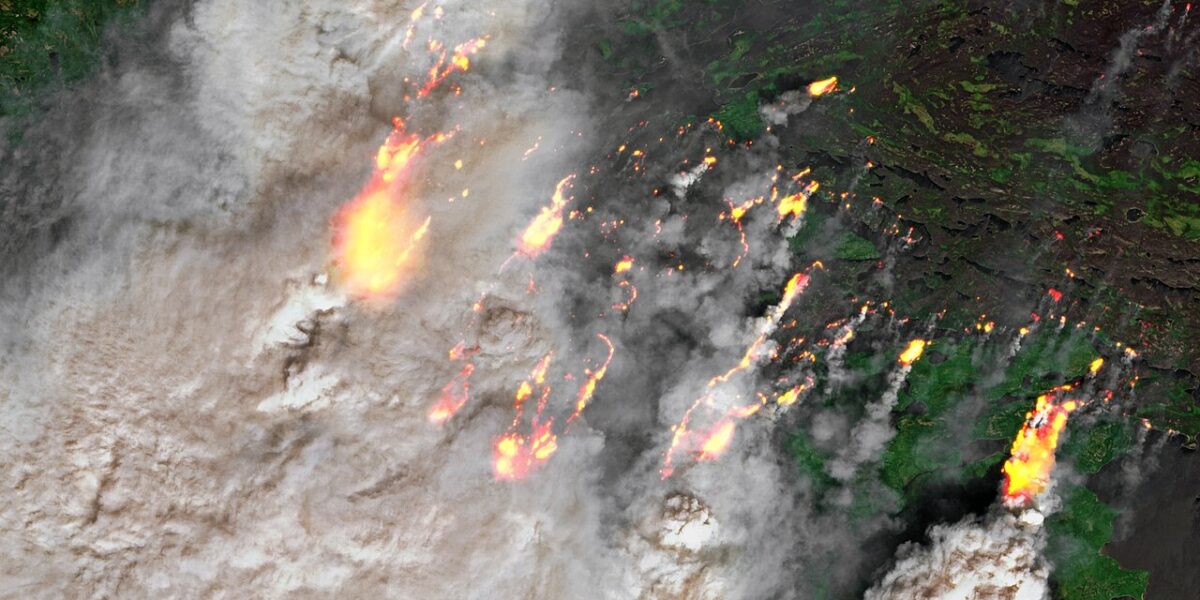 An aerial view of massive wildfires in Québec in June of 2023.