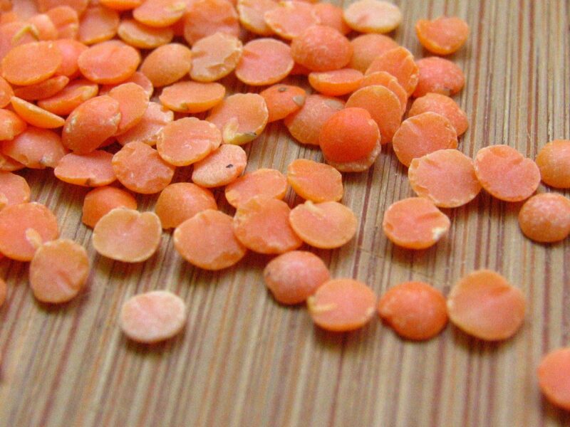 Dried red lentils.