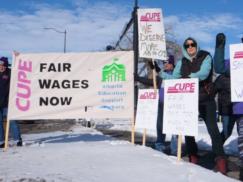 An estimated 350 Alberta CUPE members gathered alongside Mayor Magrath Drive in Lethbridge, AB to protest low wages.