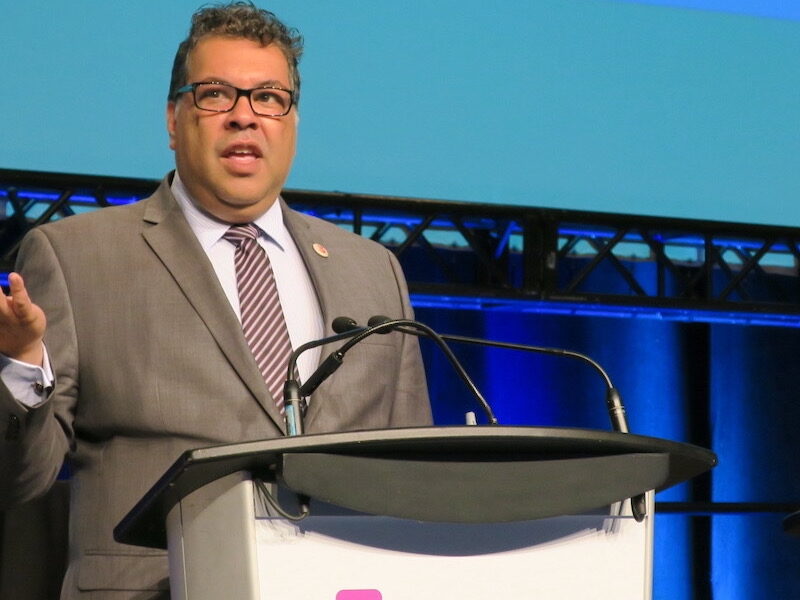 Nenshi’s 2019 letter to suspend unionized Calgary employees’ contract rights comes back to haunt him