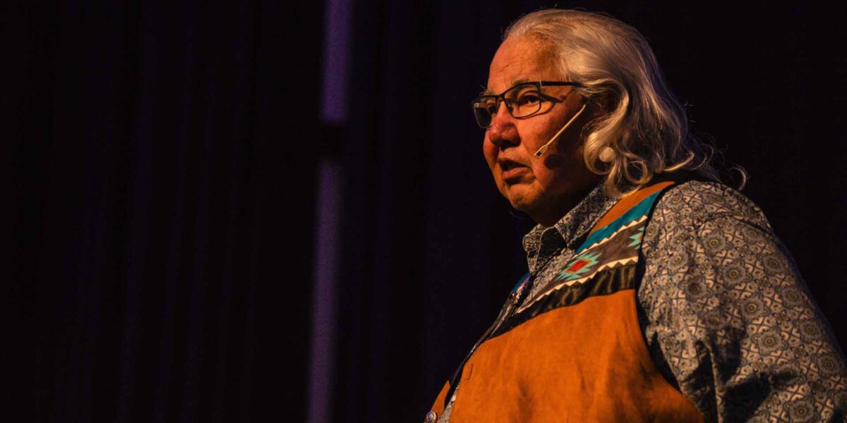 Murray Sinclair speaking in 2019.