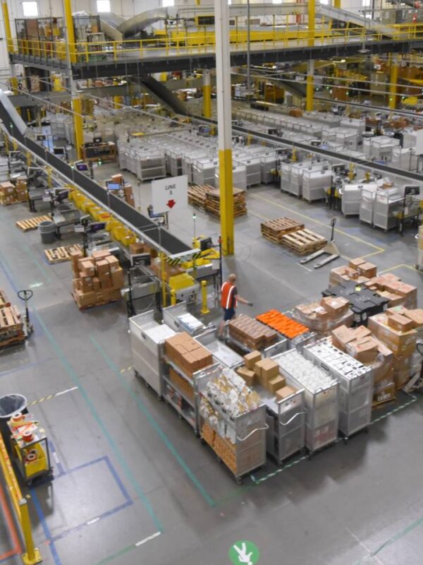 Union says Amazon closures in Quebec are an attack on unionization