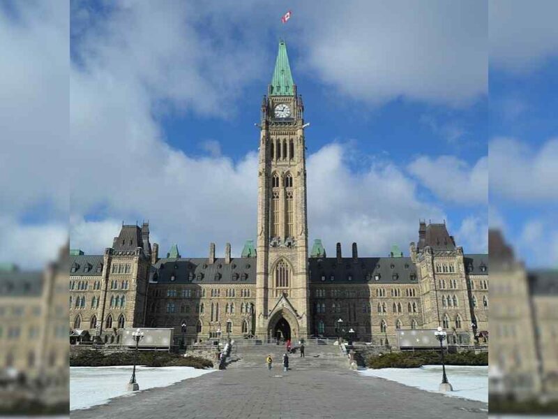 Centre block of Parliament Hill.