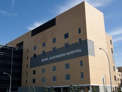 Edmonton doctors call for state of emergency over hospital emergency room conditions