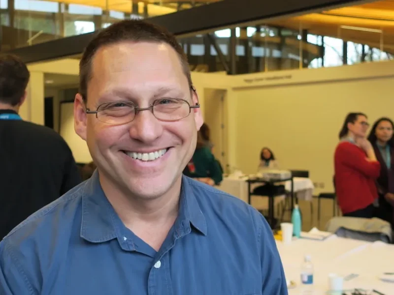 Avi Lewis pulls ahead in fundraising as end of federal NDP leadership race nears